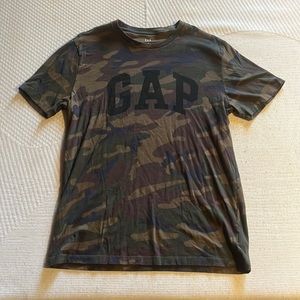 Mens camo GAP factory t shirt medium